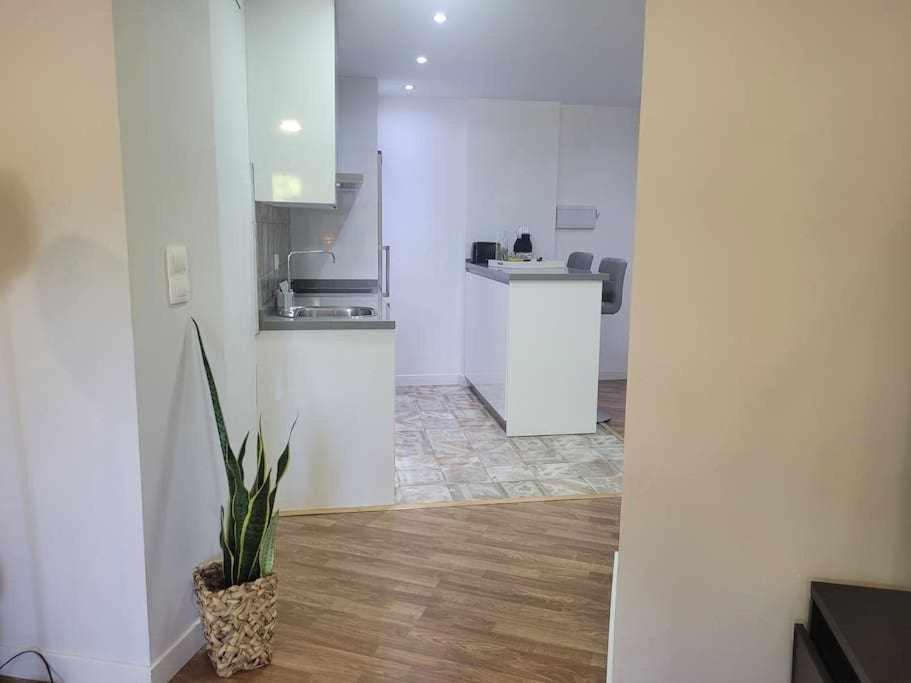 Ferienwohnung Apartamento Lirio De Agua Granada Centro Exterior foto